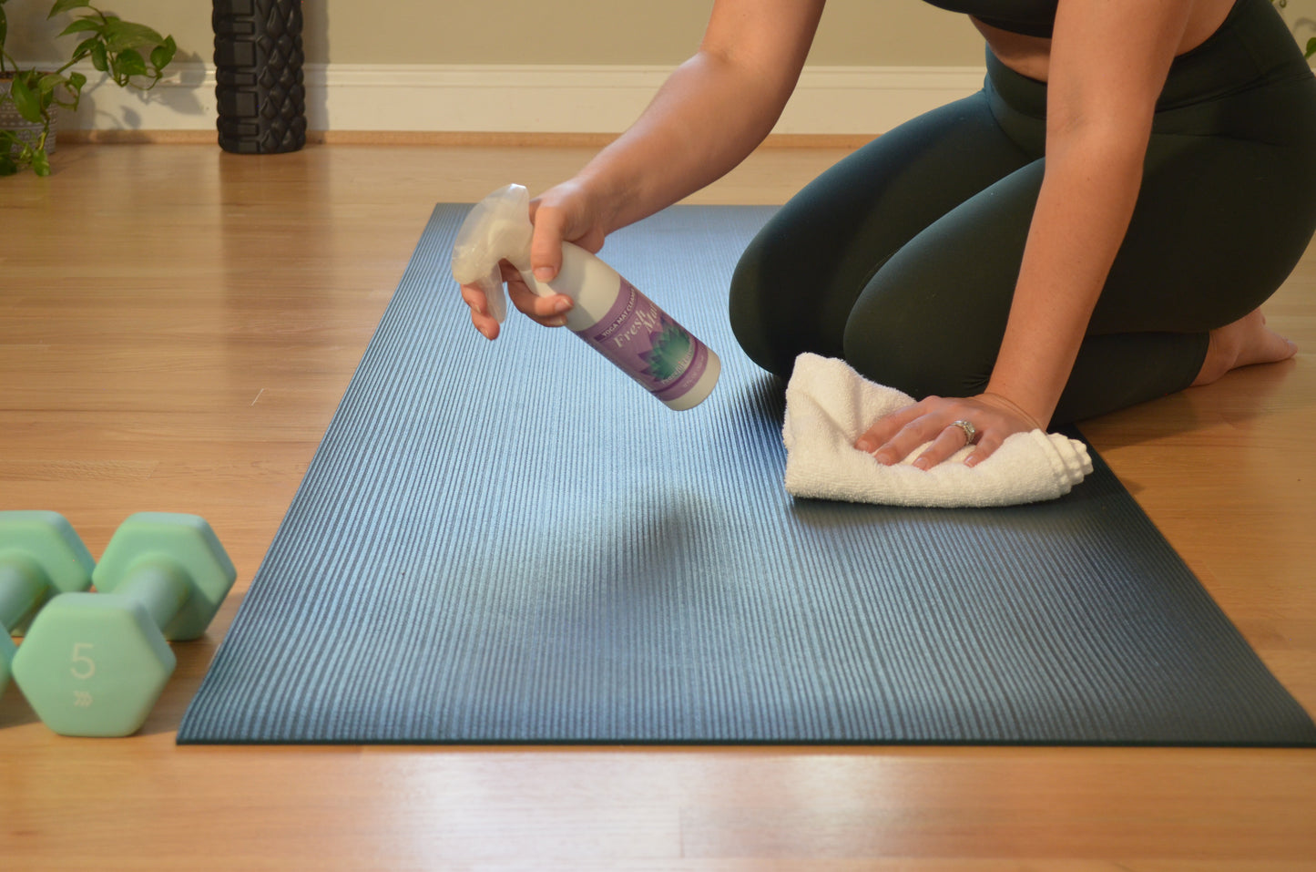 Yoga Mat Cleaner Spray — Fresh Mat™